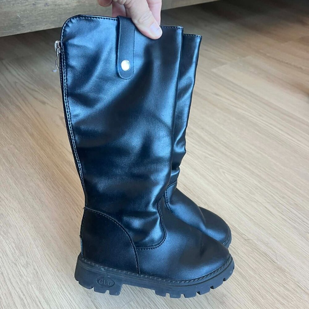 Boots size seven
